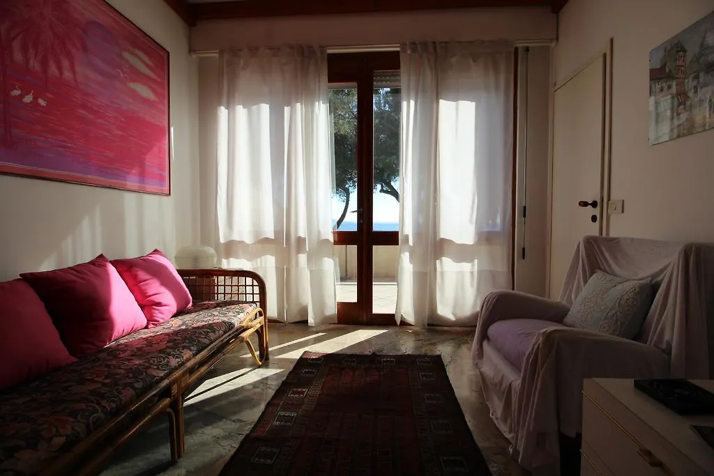 Appartamento Fronte Lago - Toscolano Maderno Apartment
