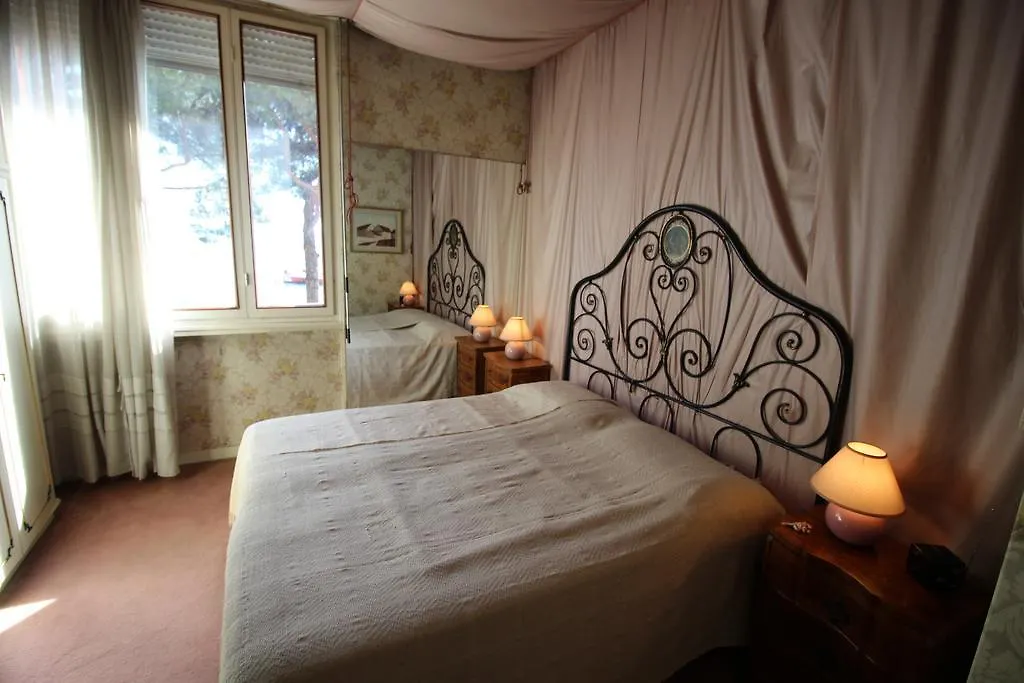 Apartment Appartamento Fronte Lago - Toscolano Maderno Italy